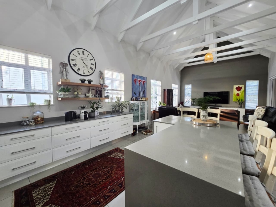 4 Bedroom Property for Sale in Kingswood Golf Estate Western Cape